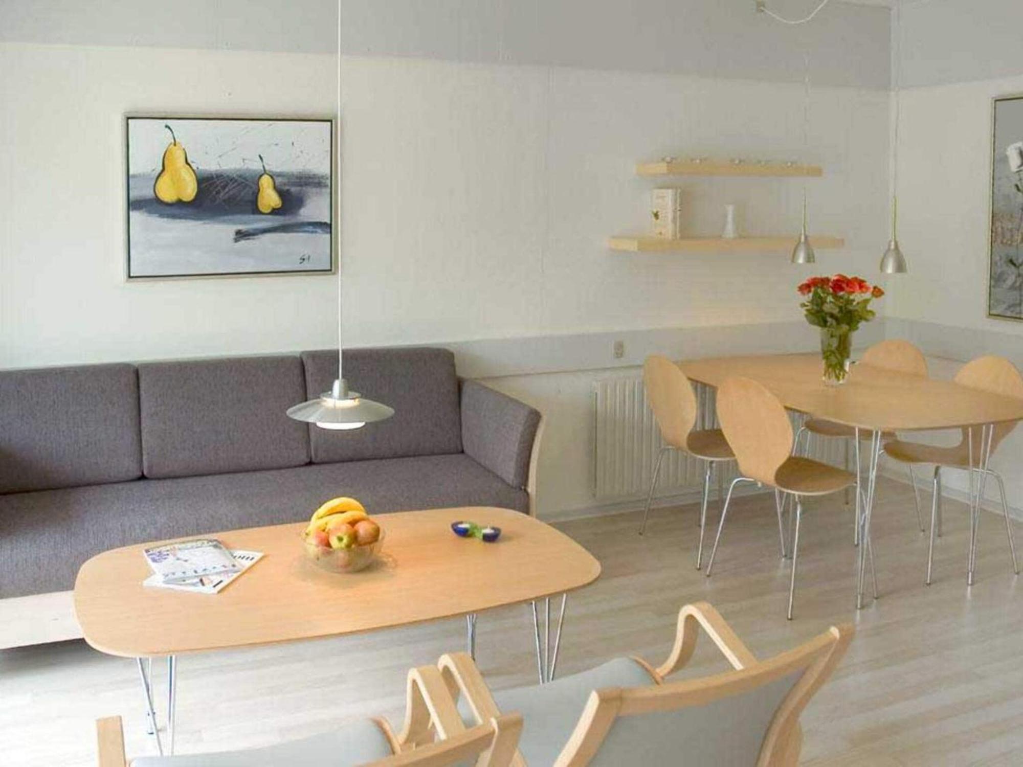 6 Person Holiday Home In Hasle 外观 照片
