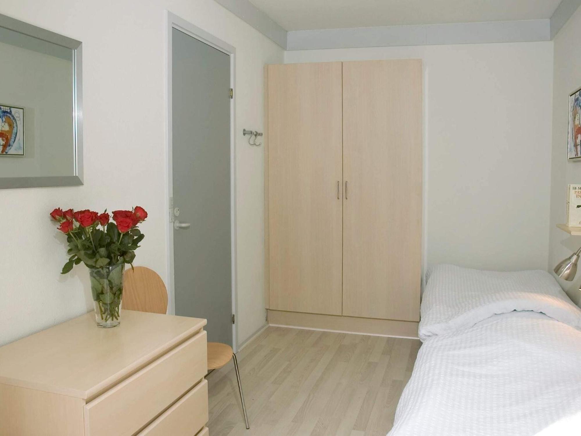 6 Person Holiday Home In Hasle 外观 照片